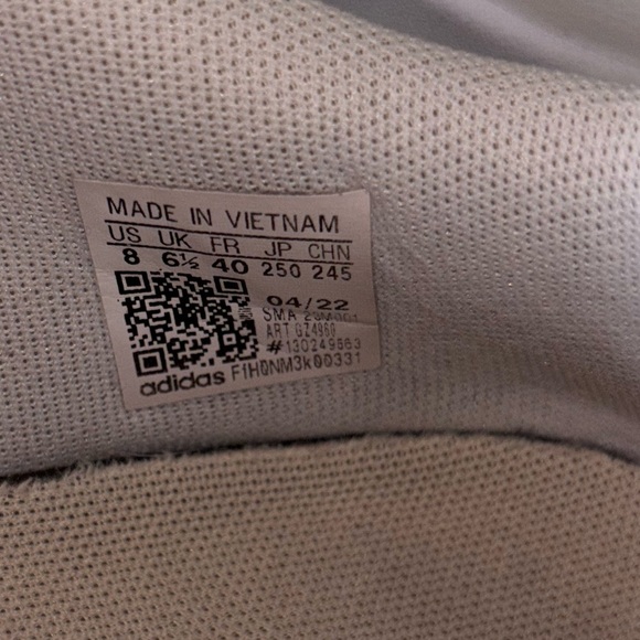 Adidas Women’s White Sneakers with Floral Stripes - Picture 6 of 6